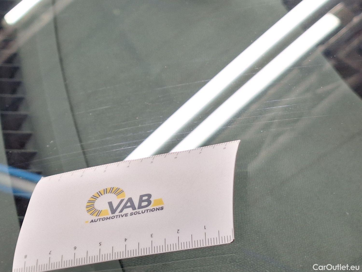  Peugeot  2008 Peugeot,  '19, Peugeot  1.5 BlueHDi 75kW S&S Active 5d #34