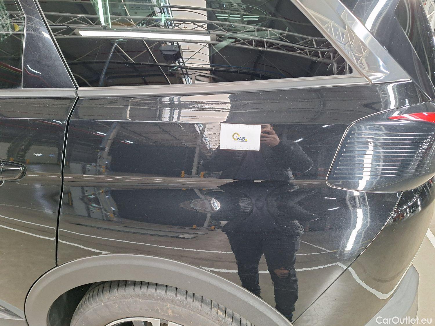  Peugeot  5008 Peugeot,  '16, Peugeot  1.2 PureTech 96kW S&S EAT8 Allure 5d #45