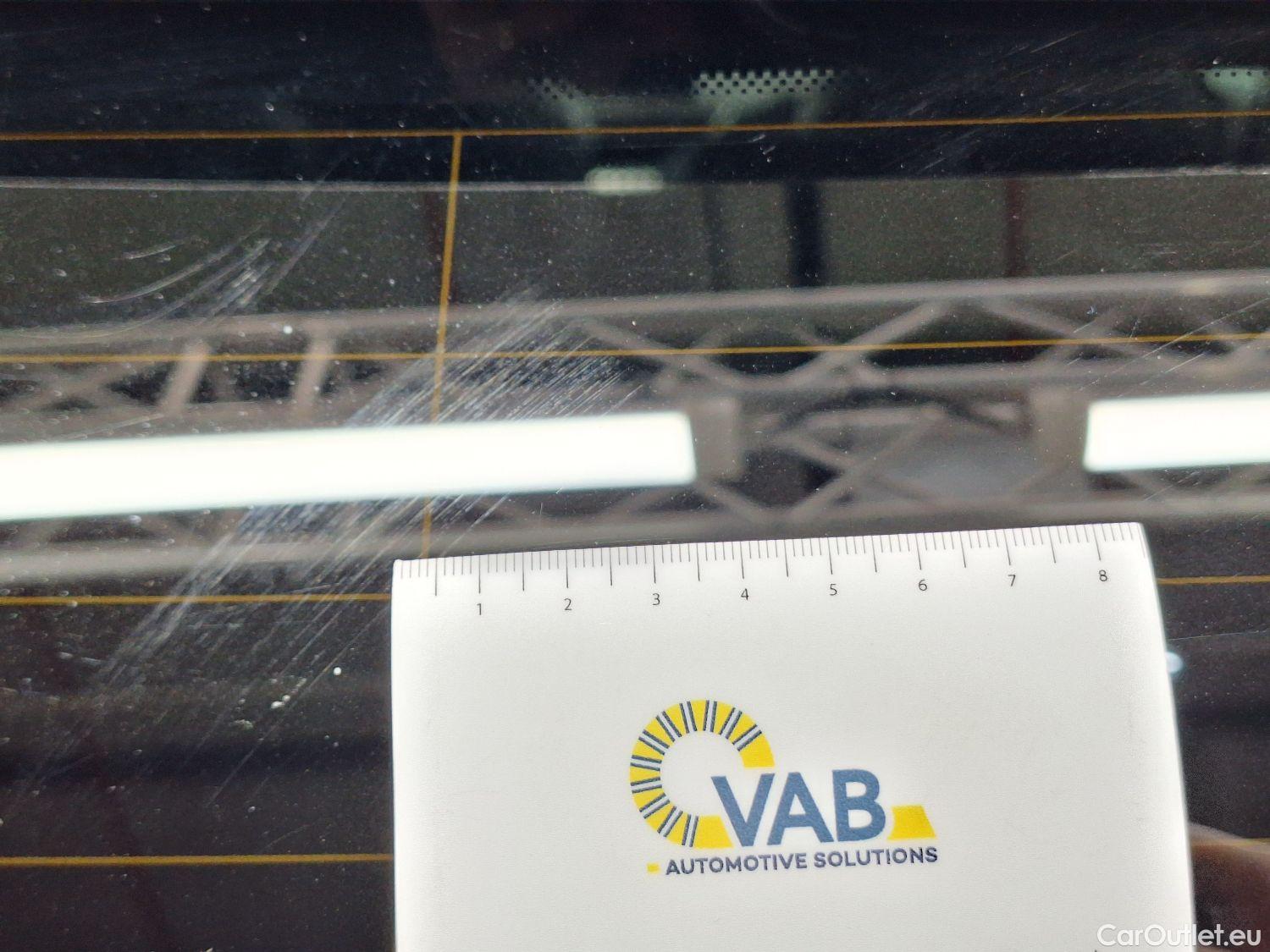  Peugeot  5008 Peugeot,  '16, Peugeot  1.2 PureTech 96kW S&S EAT8 Allure 5d #34