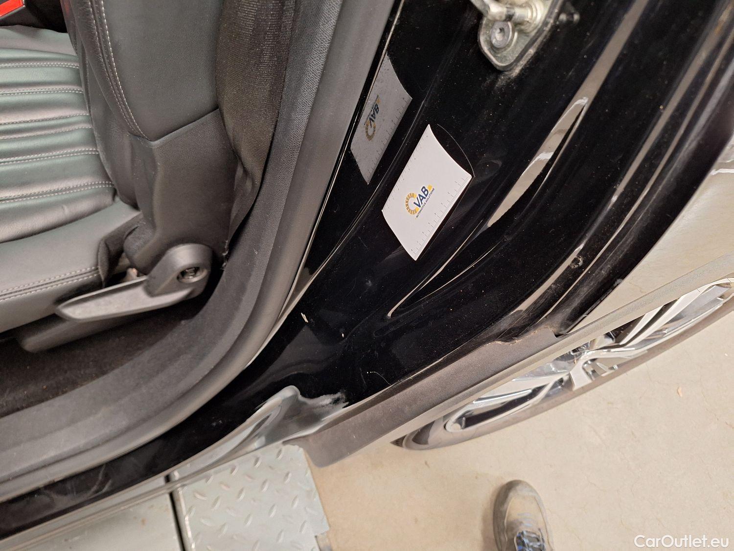  Peugeot  5008 Peugeot,  '16, Peugeot  1.2 PureTech 96kW S&S EAT8 Allure 5d #35