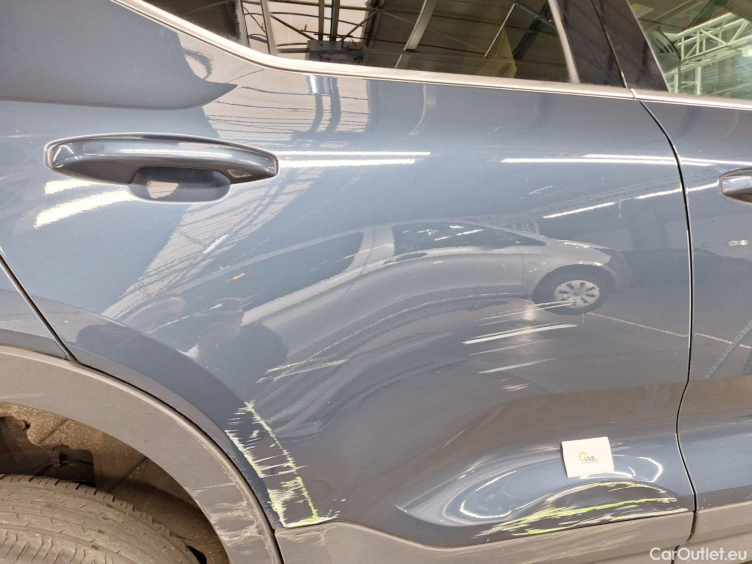  Volvo  XC 40 Volvo, XC40 '17 PHEV, Volvo XC40 T4 Recharge Geartronic Inscription 5d #8