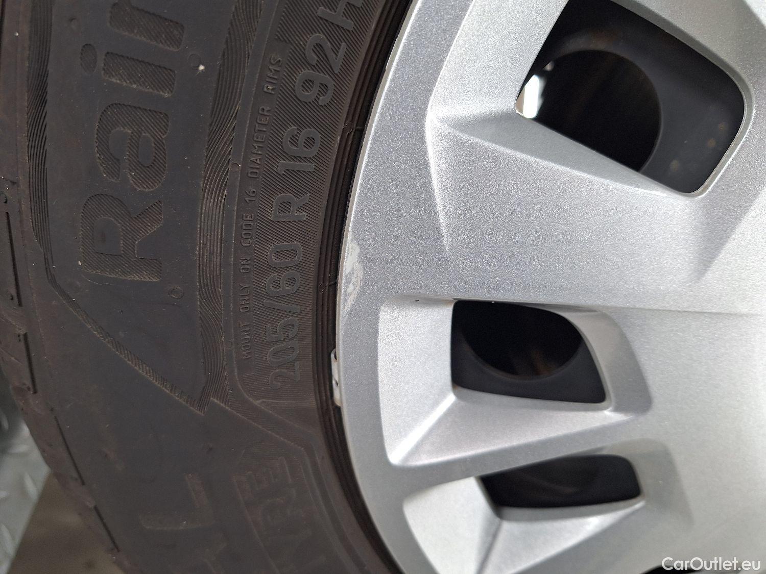  Opel  Combo Opel,  Life '18, Opel  Life 1.2 Turbo Start/Stop Edition L1H1 7pl #8