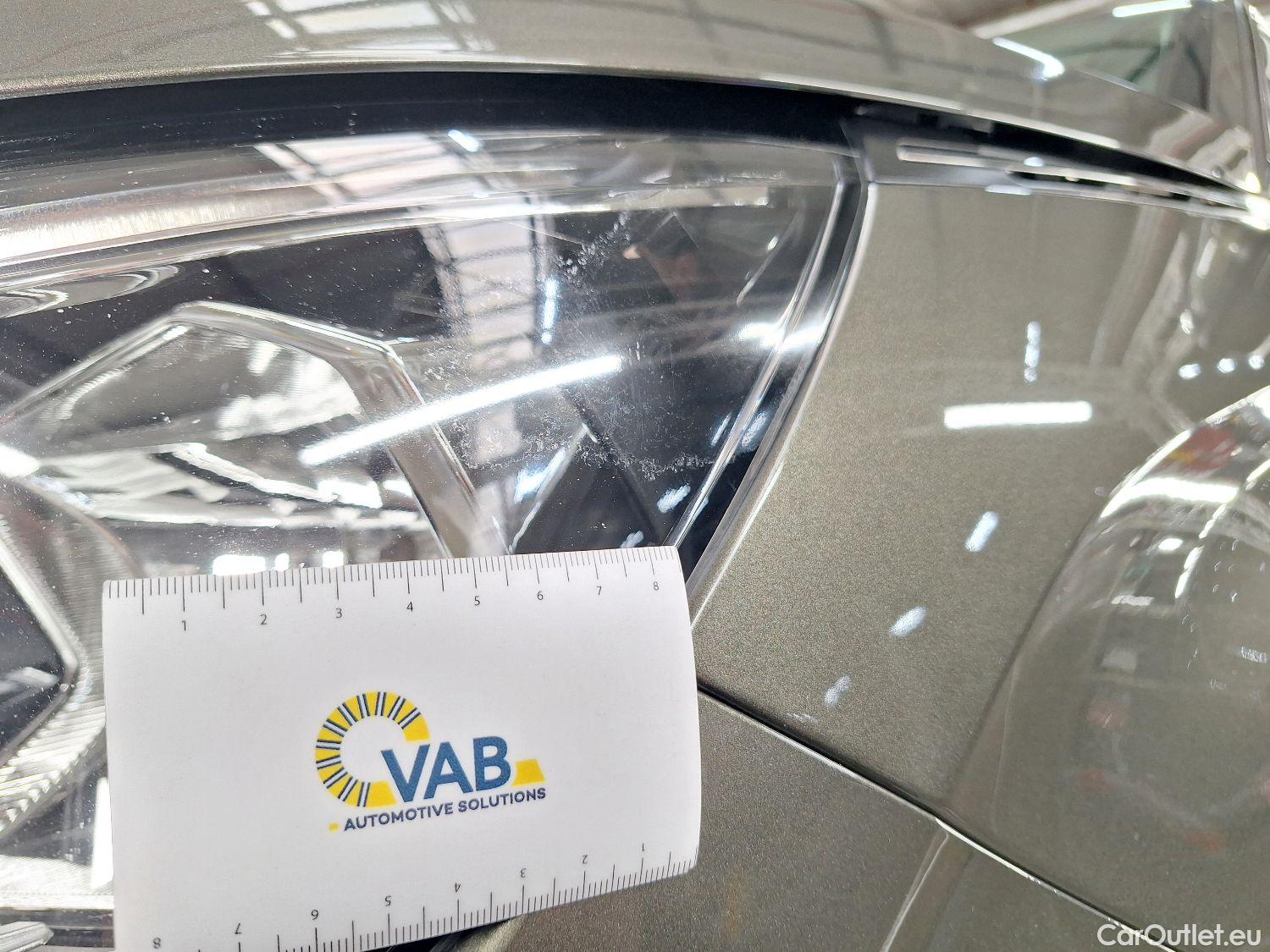  Peugeot  5008 Peugeot,  '16, Peugeot  1.2 PureTech 96kW S&S EAT8 Active 5d #12