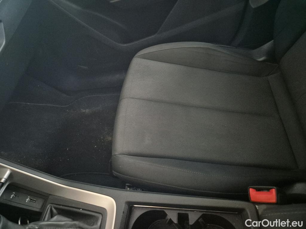  Audi  Q3 AUDI  / 2018 / 5P / todoterreno Advanced 35 TDI 110kW (150CV) S tronic (AC2) #2