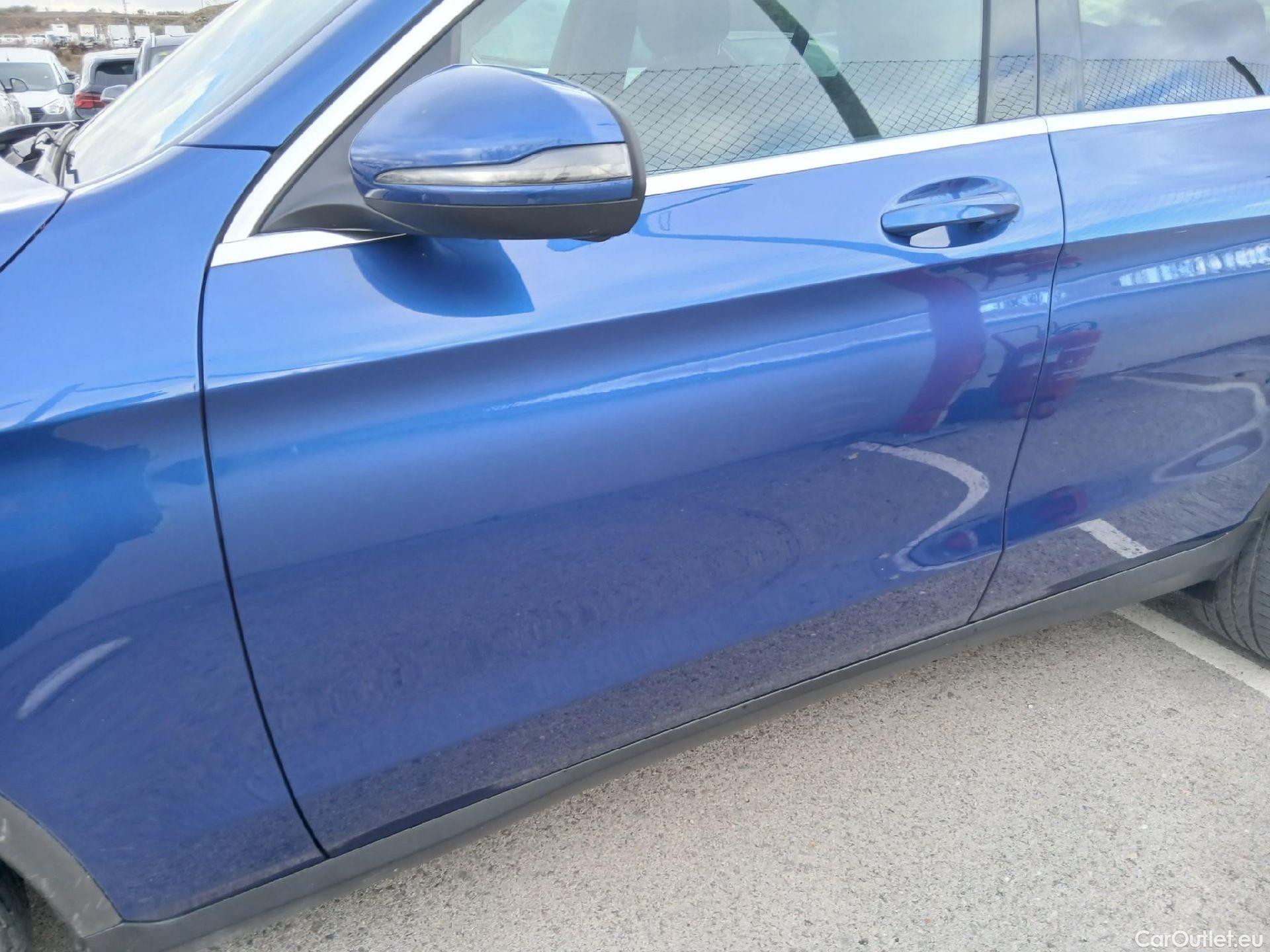  Mercedes  G-Klasee MERCEDES-BENZ GLC Coupé / 2019 / 5P / coupé GLC 300 de 4MATIC #9