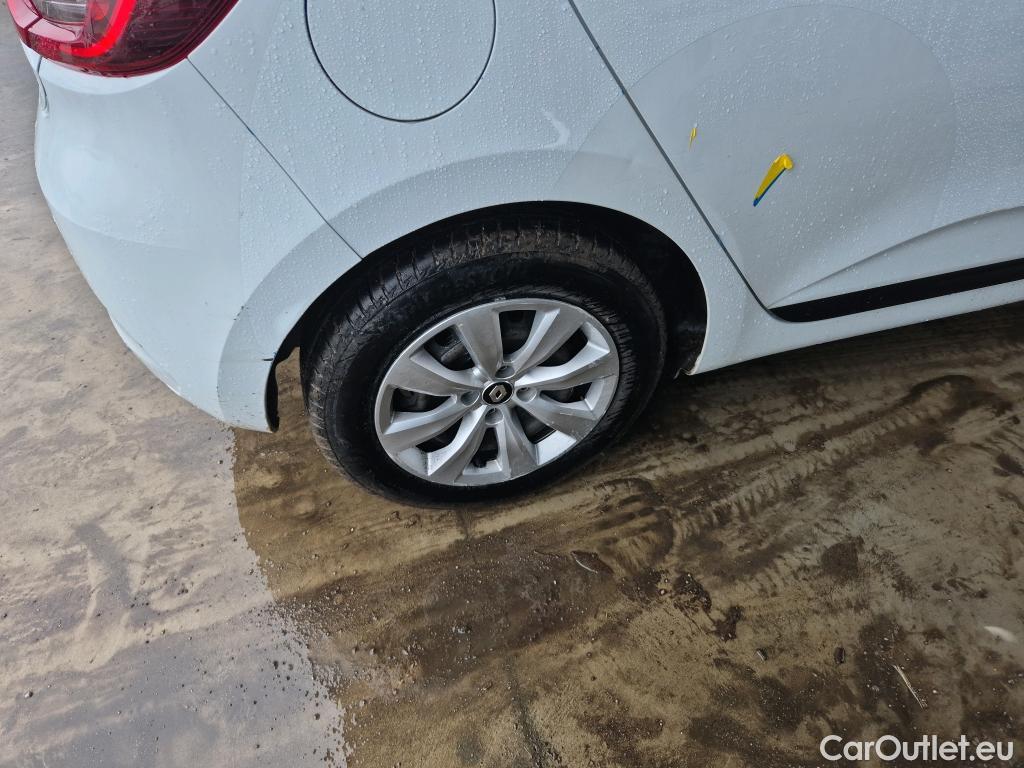  Renault  Clio RENAULT  / 2019 / 5P / berlina con portón Business Blue dCi 74kW (100CV) #18