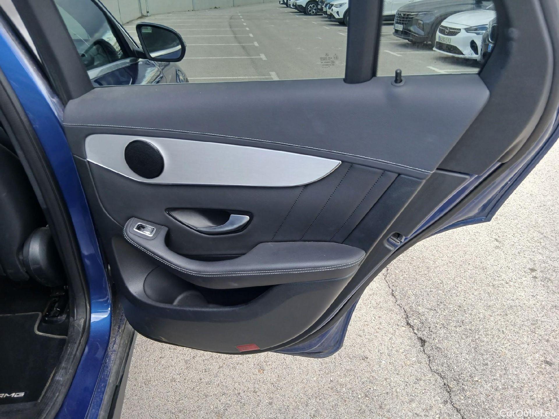  Mercedes  G-Klasee MERCEDES-BENZ GLC Coupé / 2019 / 5P / coupé GLC 300 de 4MATIC #39