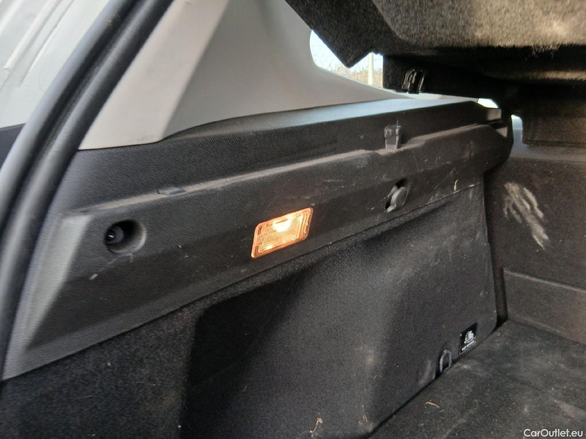  Dacia  Duster DACIA  / 2018 / 5P / todoterreno Comfort Blue dCi 85kW (115CV) 4X4 #48