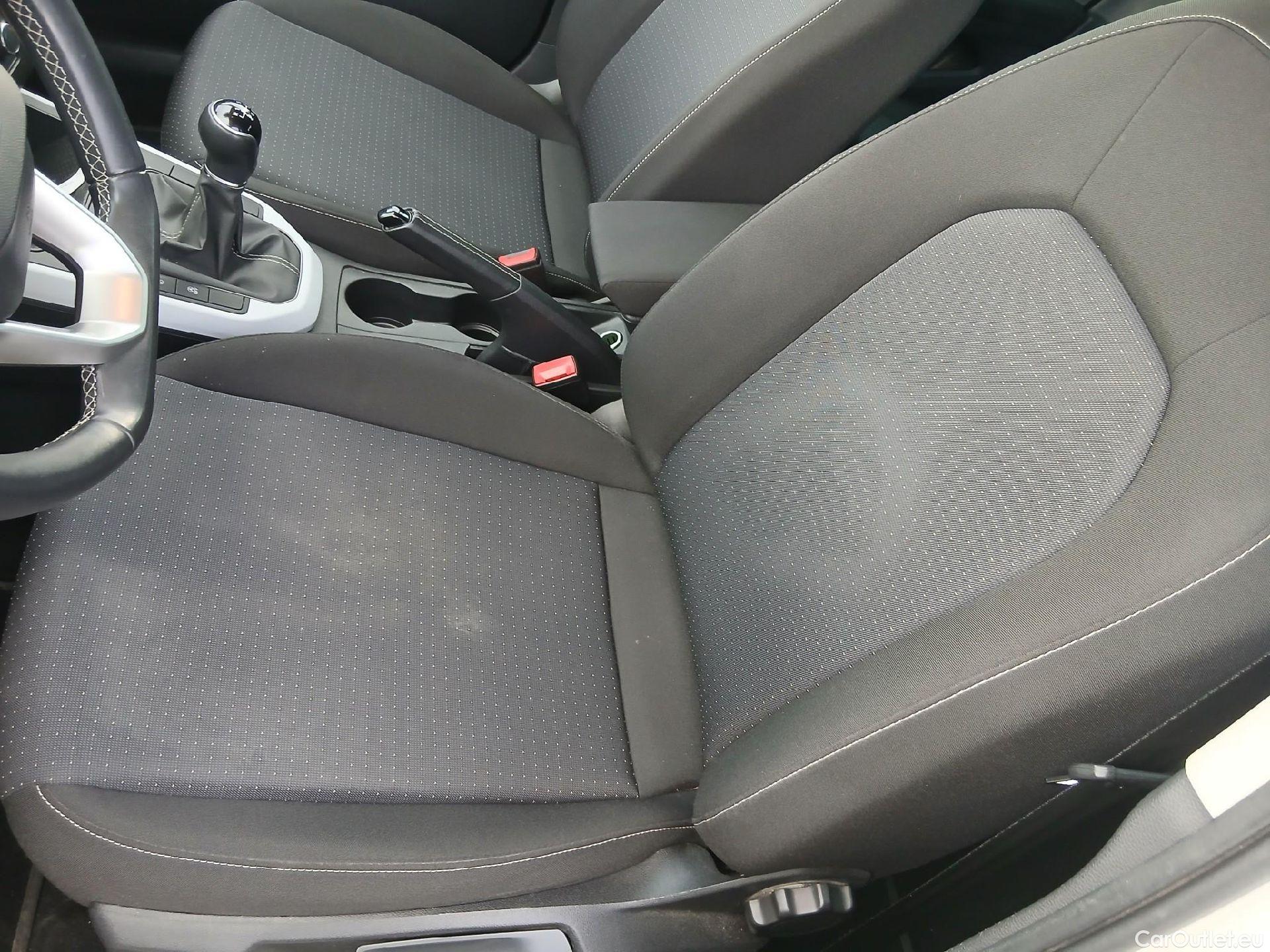  Seat  Arona SEAT  / 2017 / 5P / todoterreno 1.0 TSI 81kW (110CV) Style Plus (AC) #26