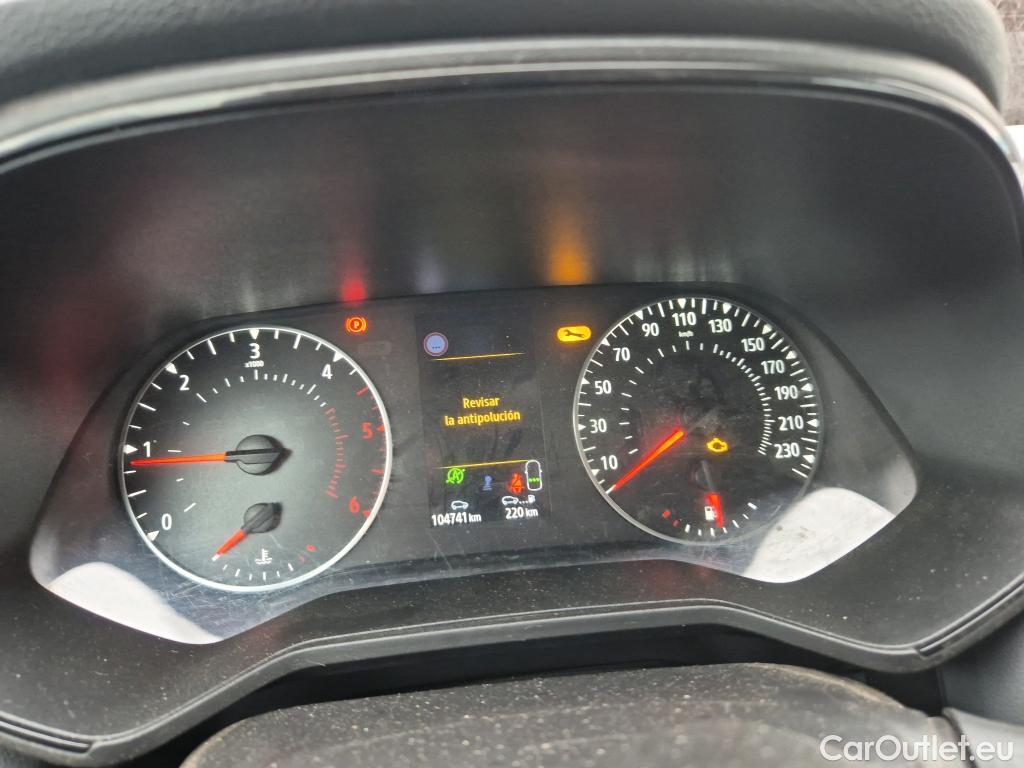  Renault  Clio RENAULT  / 2019 / 5P / berlina con portón Business Blue dCi 74kW (100CV) #26