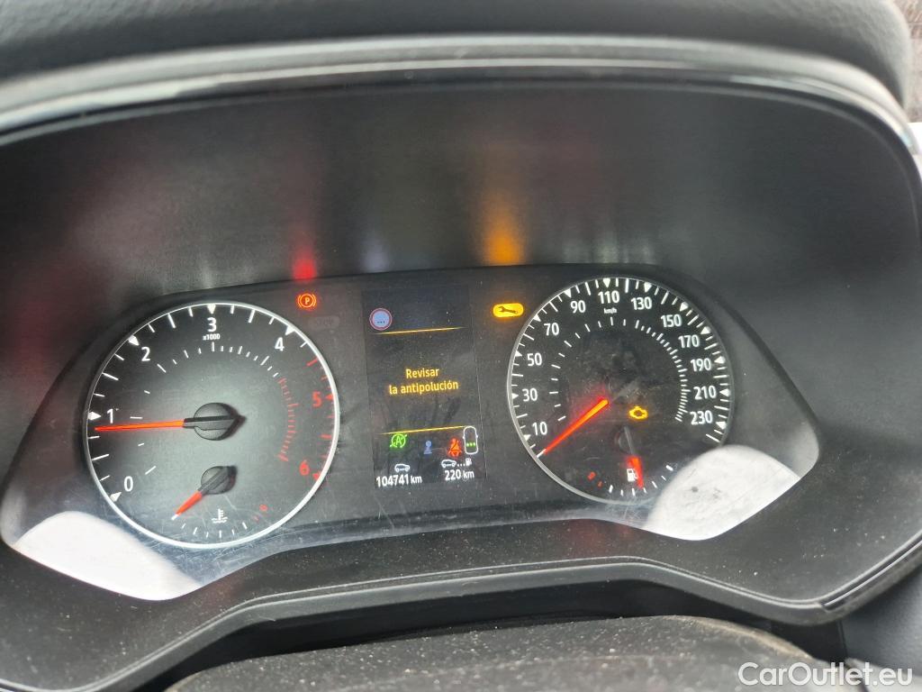  Renault  Clio RENAULT  / 2019 / 5P / berlina con portón Business Blue dCi 74kW (100CV) #27