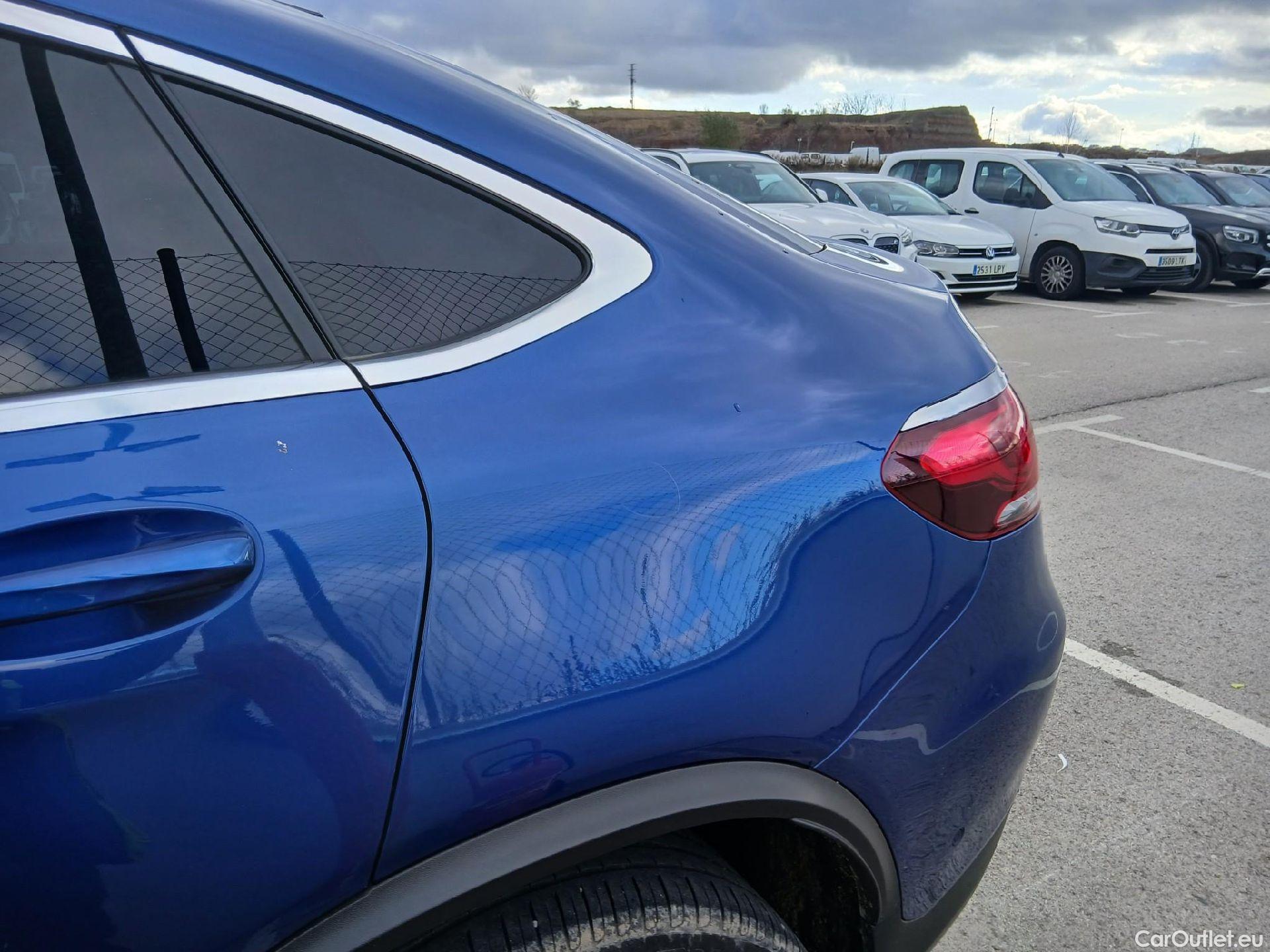  Mercedes  G-Klasee MERCEDES-BENZ GLC Coupé / 2019 / 5P / coupé GLC 300 de 4MATIC #12