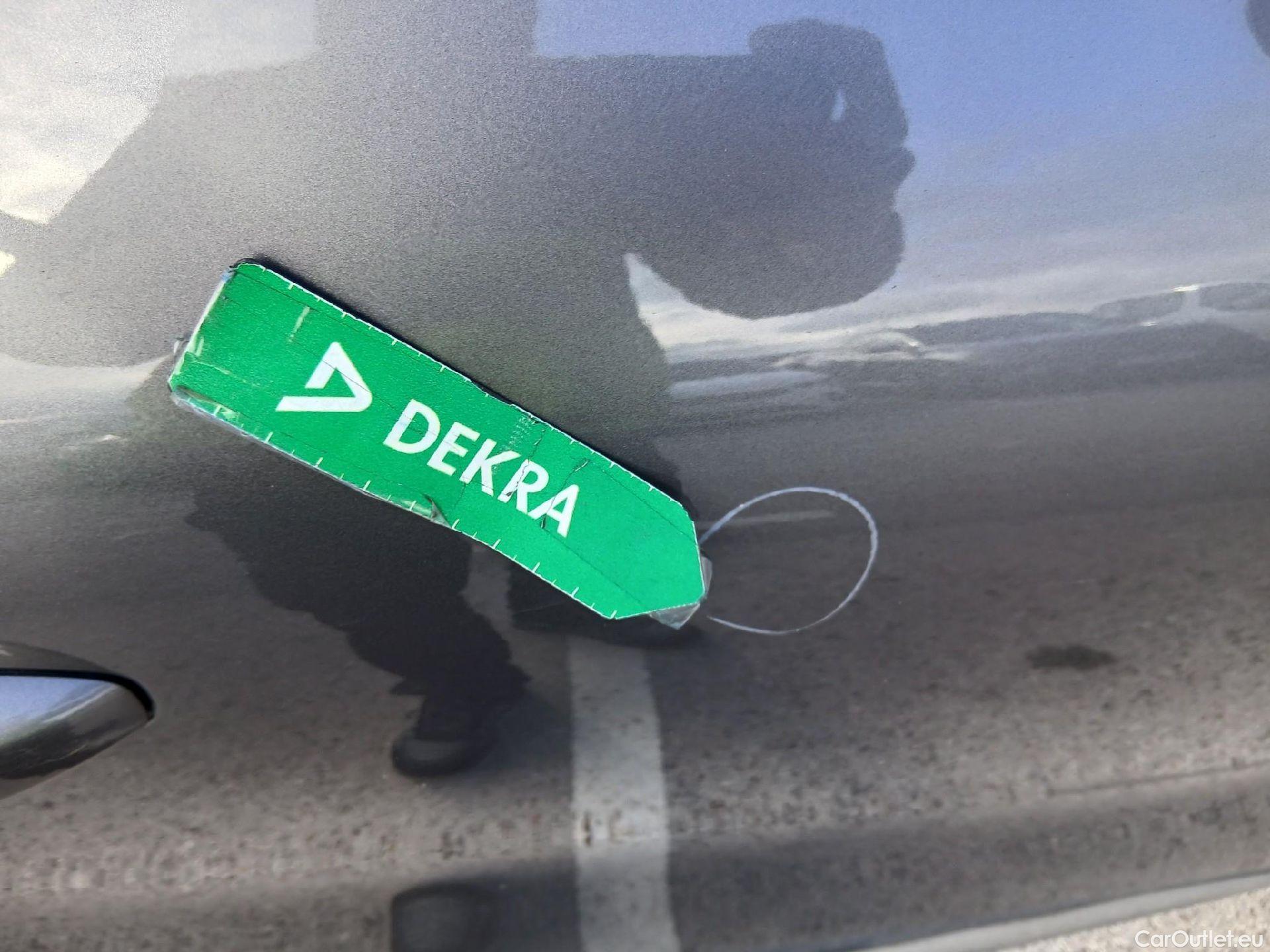  Renault  Captur RENAULT  / 2020 / 5P / todoterreno Zen TCe 140CV GPF Micro Híbrido #22