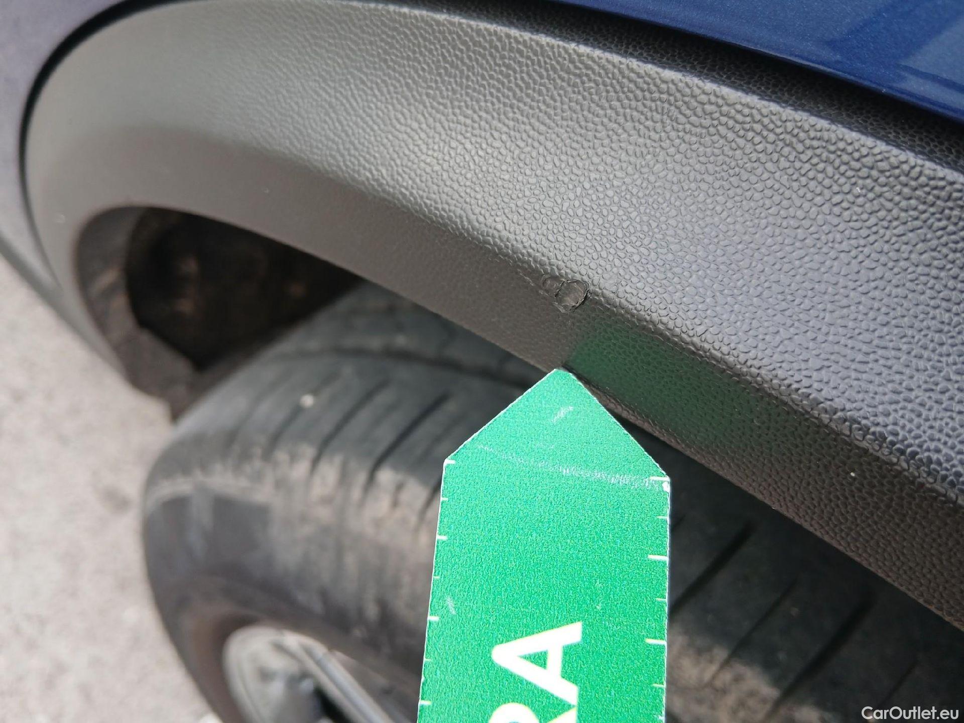  Mercedes  G-Klasee MERCEDES-BENZ GLC Coupé / 2019 / 5P / coupé GLC 300 de 4MATIC #38