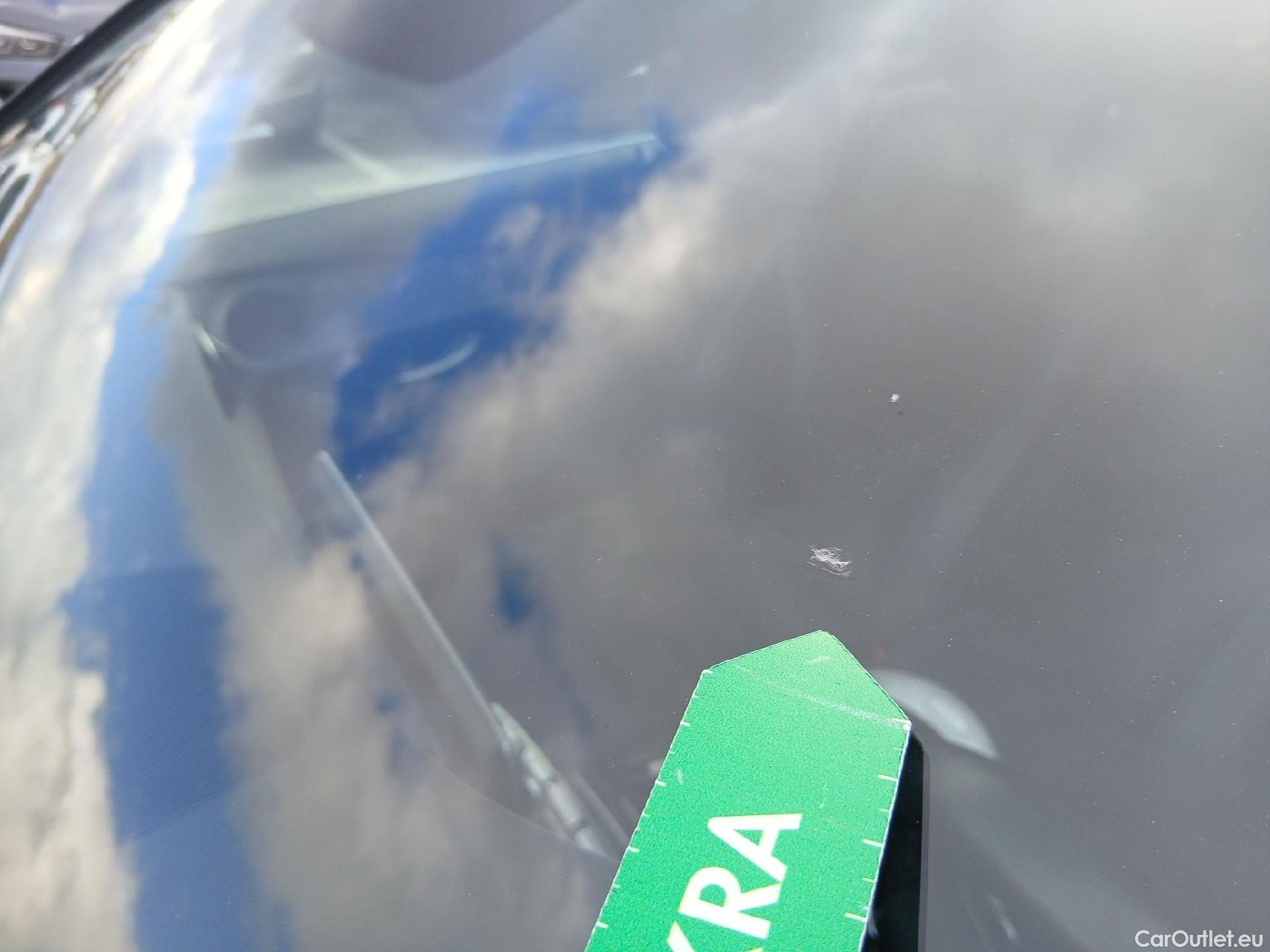  Mercedes  G-Klasee MERCEDES-BENZ GLC Coupé / 2019 / 5P / coupé GLC 300 de 4MATIC #2