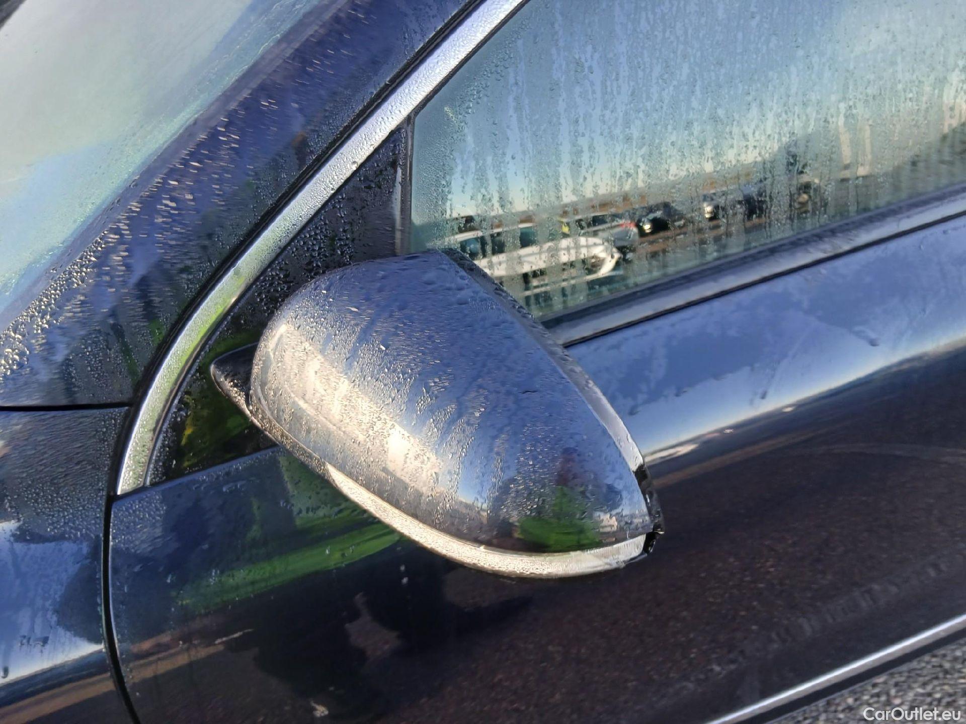  KIA  Niro KIA  / 2019 / 5P / crossover 1.6 GDi PHEV 104kW (141CV) Drive #3