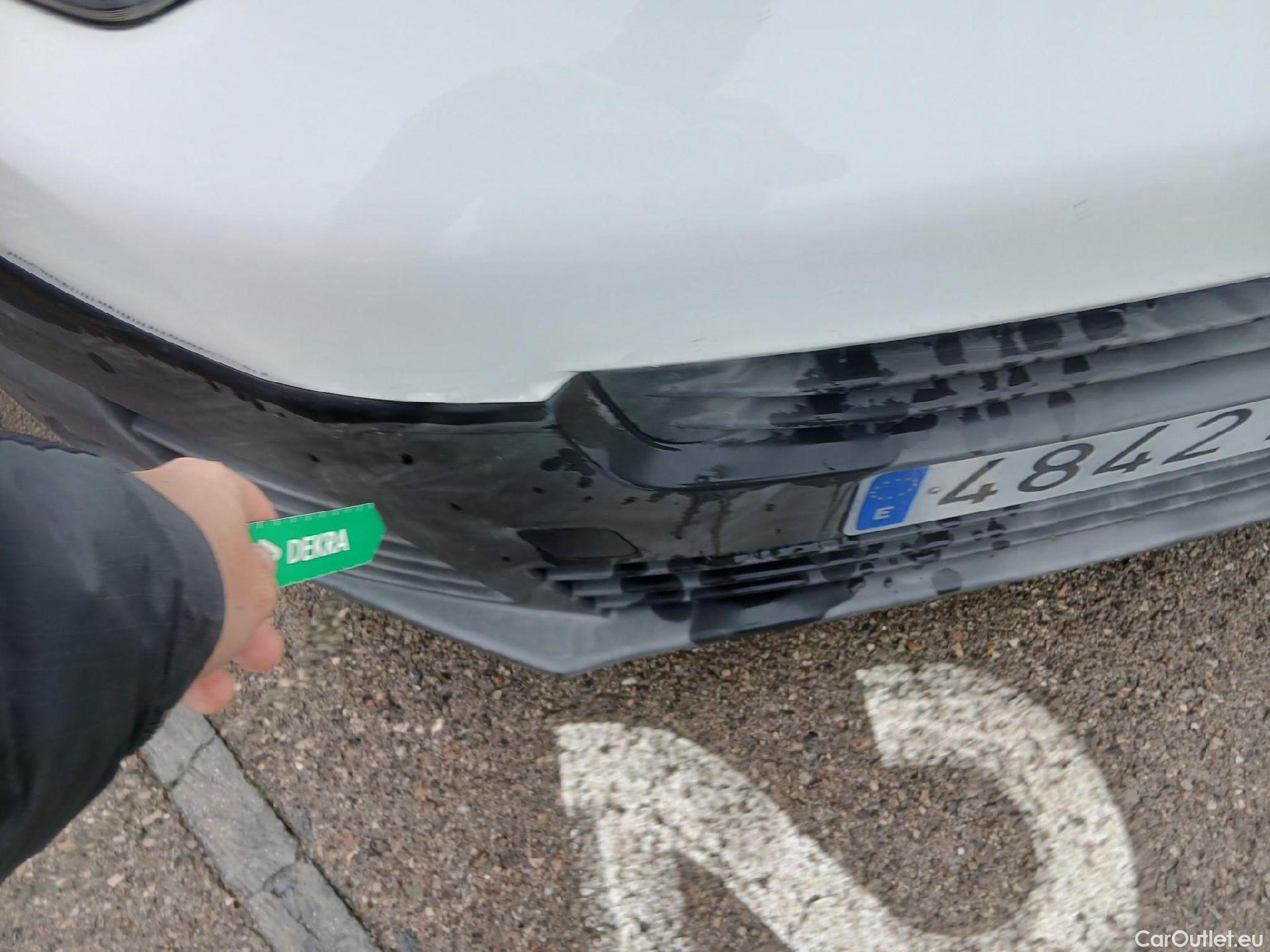  Citroen  Jumpy CITROEN  / 2016 / 4P / combi Talla M BlueHDi 88KW (120CV) 6v Confort #4