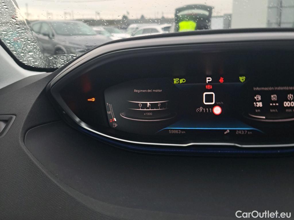  Peugeot  3008 PEUGEOT  / 2020 / 5P / todoterreno 1.5 BlueHDi 96kW (130CV) S&S Allure EAT8 #9