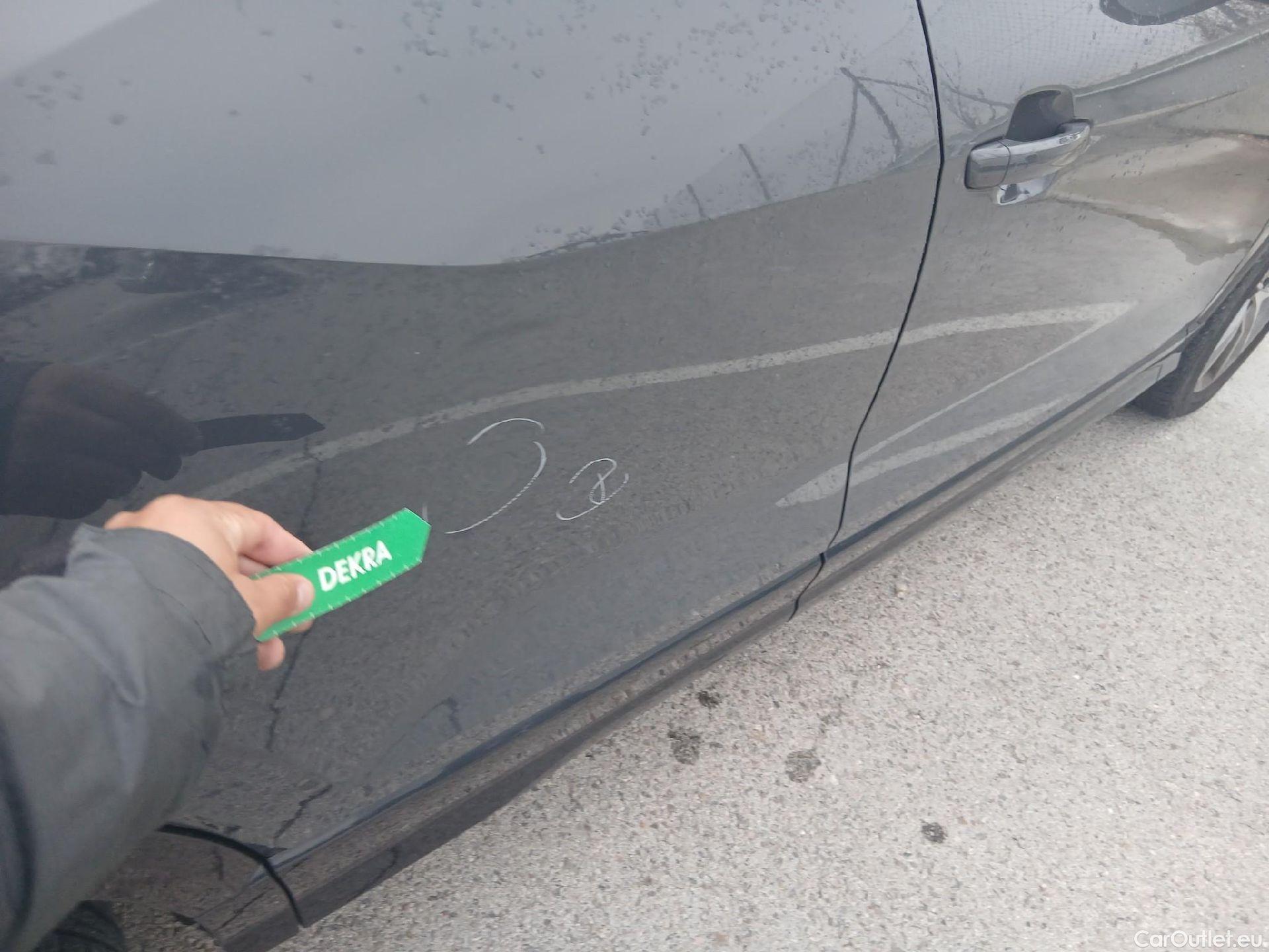  Audi  Q2 AUDI  / 2016 / 5P / todoterreno Design 30 TDI 85kW (116CV) S tronic #21