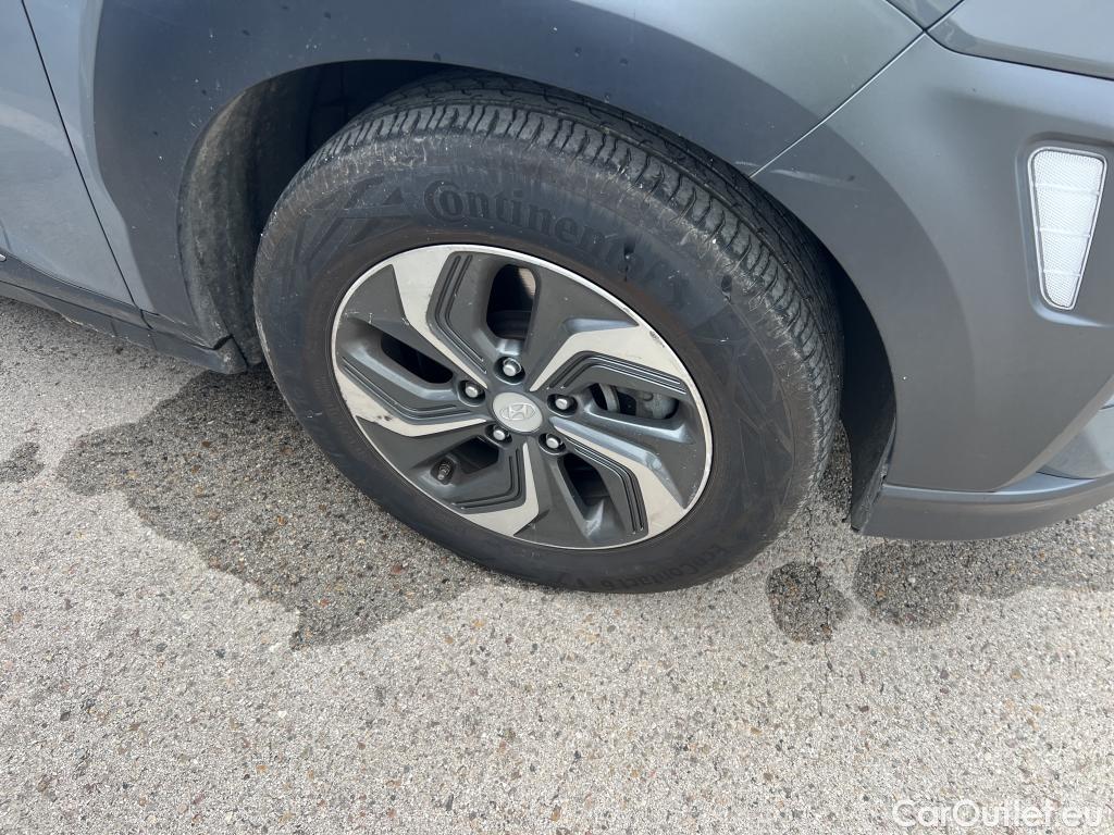  Hyundai  Konna HYUNDAI Kona / 2017 / 5P / todoterreno 1.6 GDI HEV SLE DCT #5