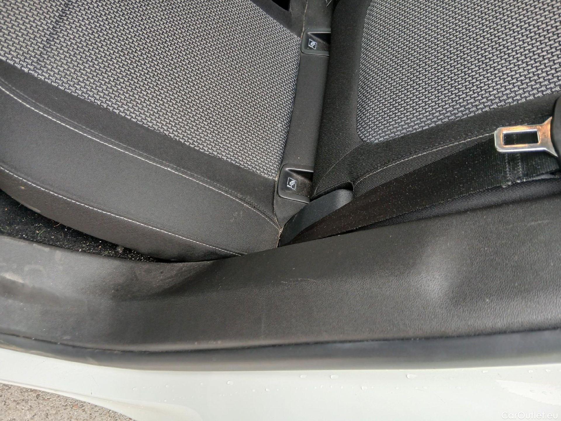  Opel   Grandland X OPEL Grandland / 2021 / 5P / todoterreno 1.5 CDTi Business Edition Auto #38