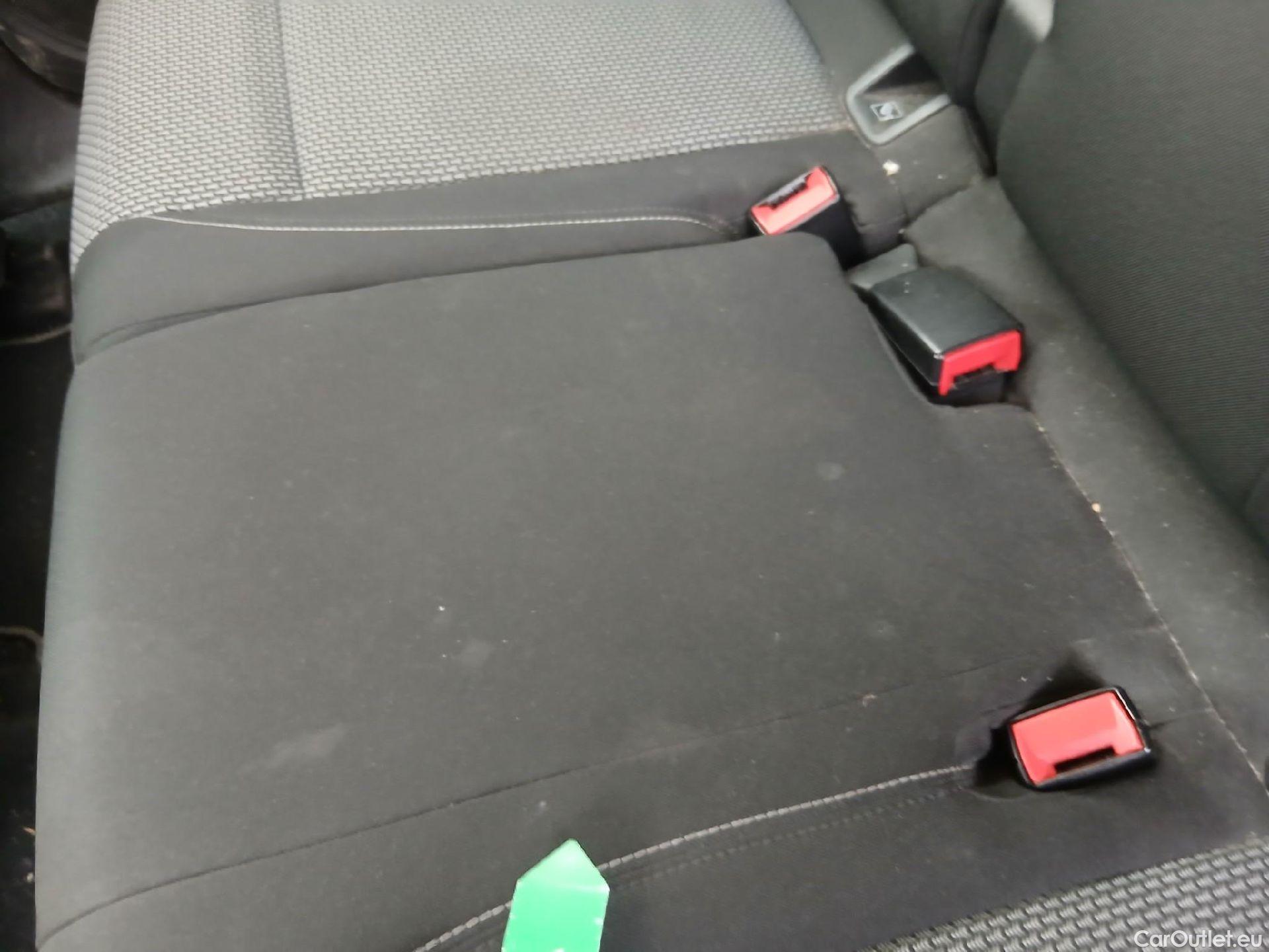  Opel   Grandland X OPEL Grandland / 2021 / 5P / todoterreno 1.5 CDTi Business Edition Auto #41