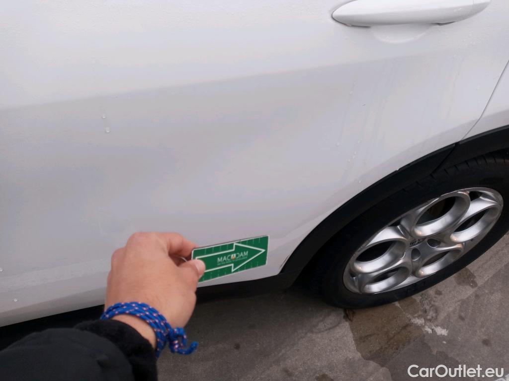  Alfa Romeo  TONALE Alfa Romeo  / 2022 / 5P / todoterreno 1.5 MHEV GASOLINA 130 CV SPRINT FWD #6