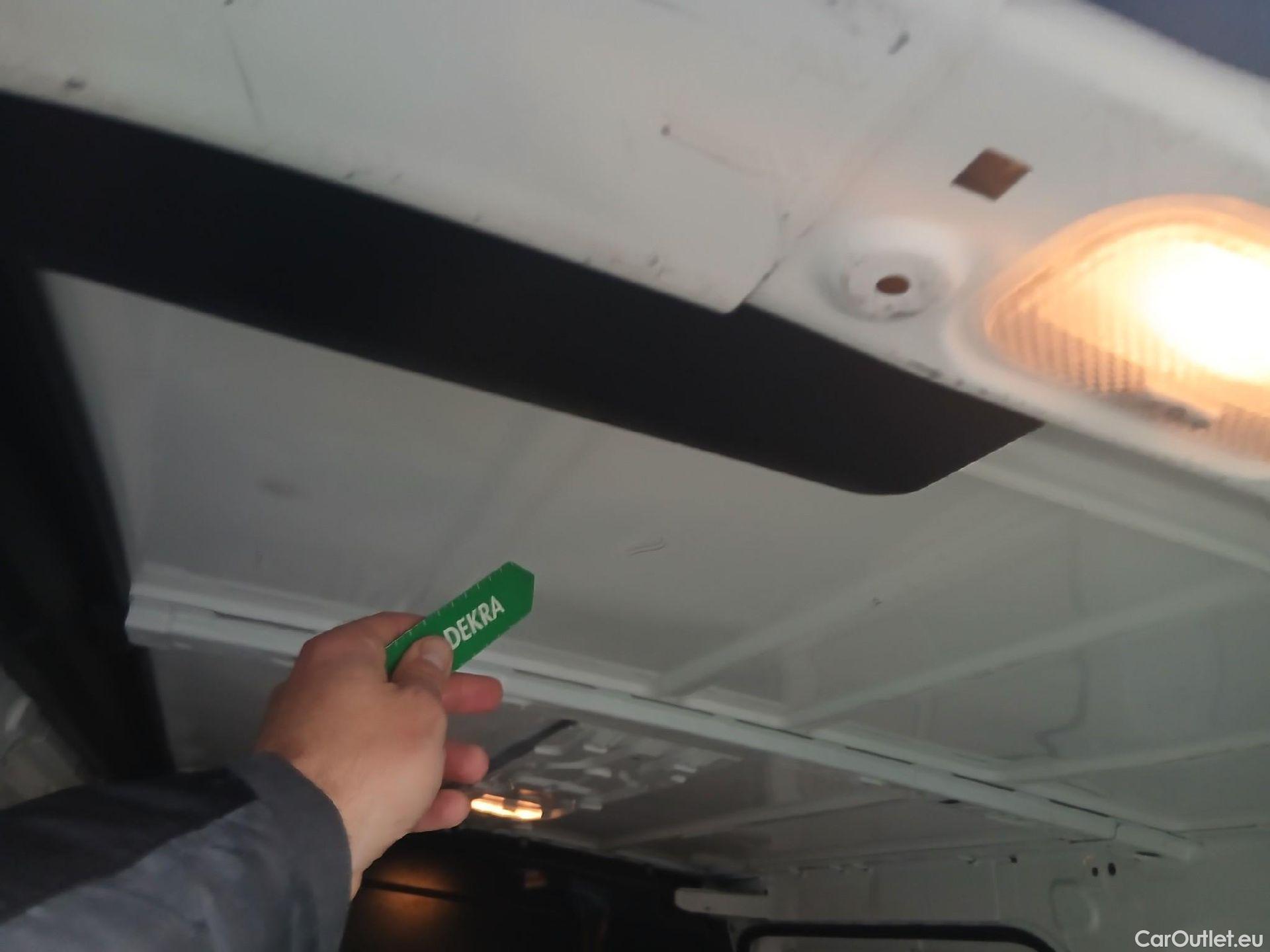  Citroen  Jumpy CITROEN  / 2016 / 4P / furgón Talla M BlueHDi 120 S&S 6v Club (CA) #34