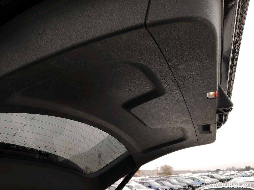  Mercedes  G-Klasee MERCEDES-BENZ GLE / 2018 / 5P / todoterreno GLE 300 d 4MATIC #20