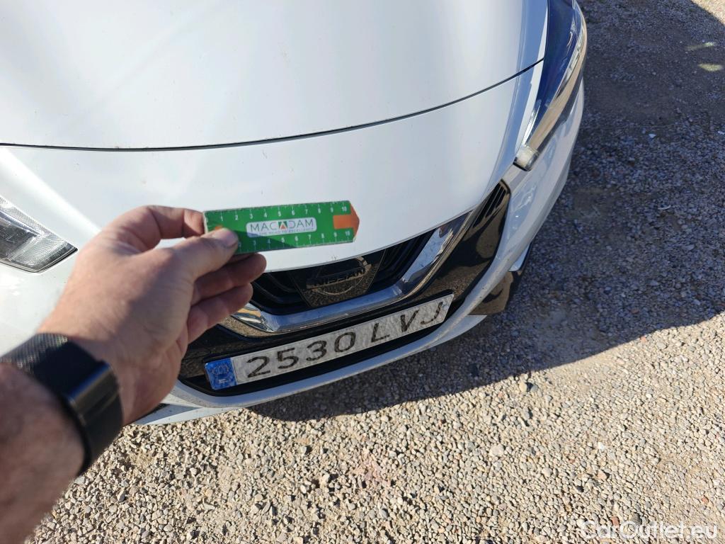  Nissan  Micra NISSAN  / 2017 / 5P / berlina con portón IG-T 68 kW (92 CV) E6D-F N-Design Black #18