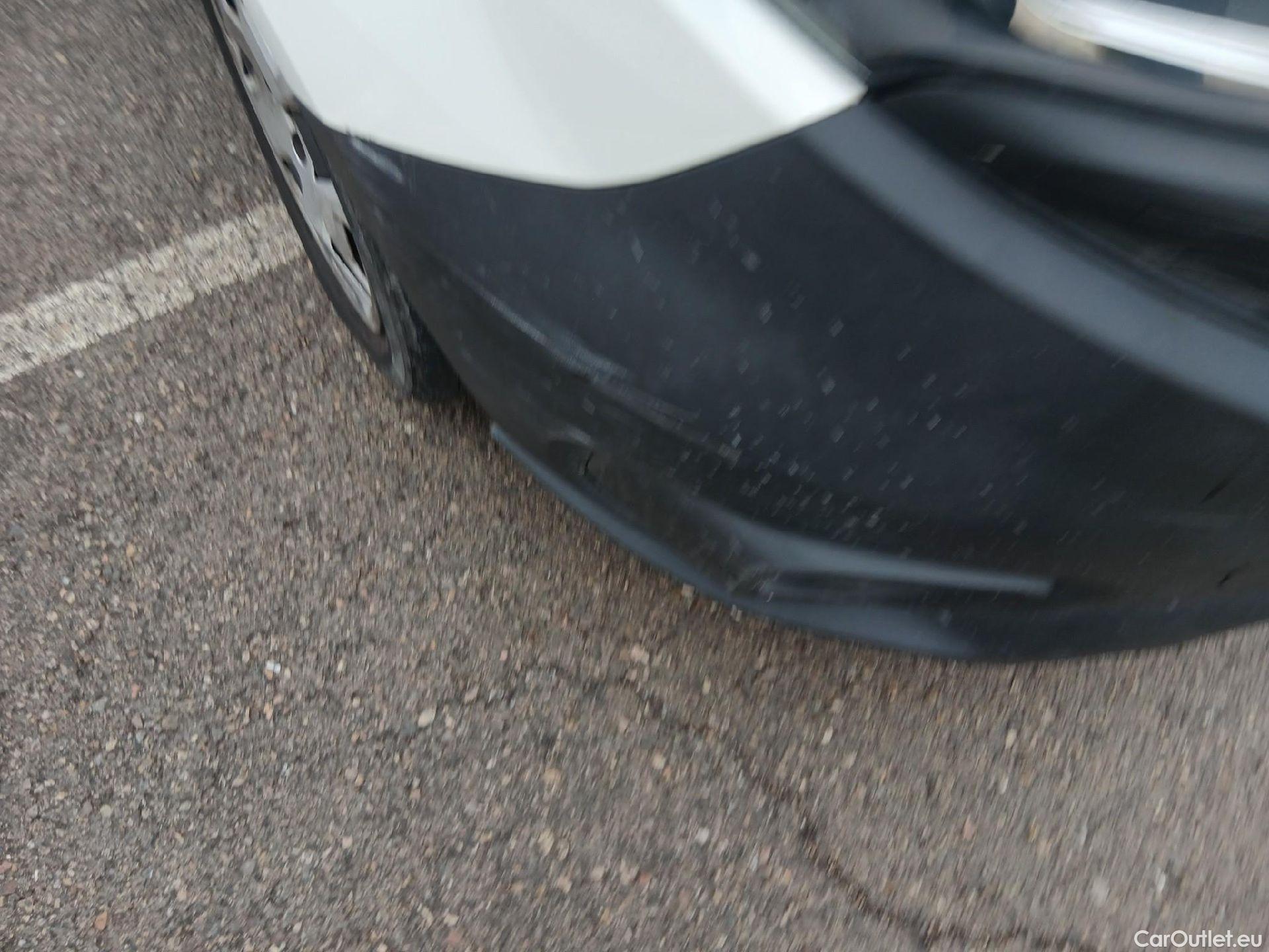  Fiat  Doblo FIAT Doblò Cargo/2015/4P/furgón derivado de turismo Cargo XL Base Plus 1.6 Mjet 78kW (105CV) #4