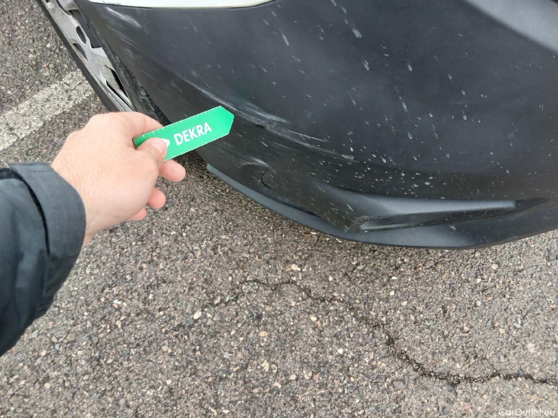  Fiat  Doblo FIAT Doblò Cargo/2015/4P/furgón derivado de turismo Cargo XL Base Plus 1.6 Mjet 78kW (105CV) #3