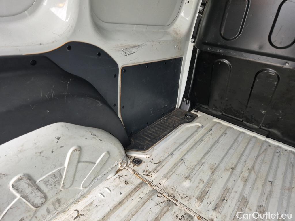  Renault  Kangoo RENAULT  Furgón/2013/3P/furgón derivado de turismo Profesional dCi 55 kW (75 CV) #27