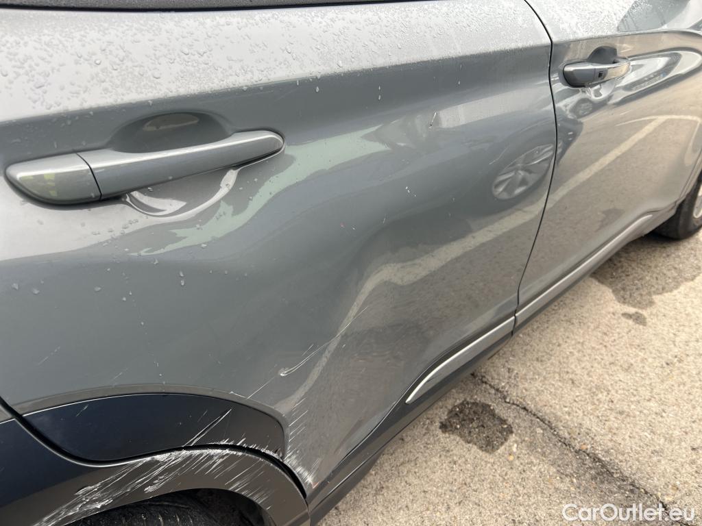  Hyundai  Konna HYUNDAI Kona / 2017 / 5P / todoterreno 1.6 GDI HEV SLE DCT #21