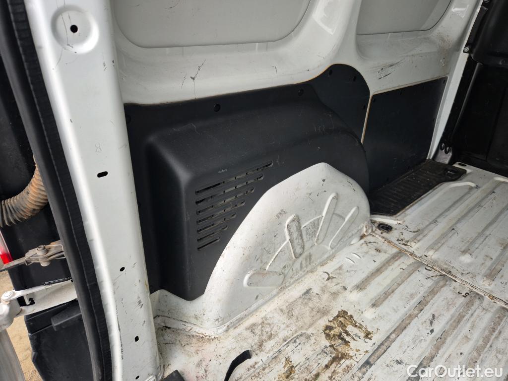  Renault  Kangoo RENAULT  Furgón/2013/3P/furgón derivado de turismo Profesional dCi 55 kW (75 CV) #29