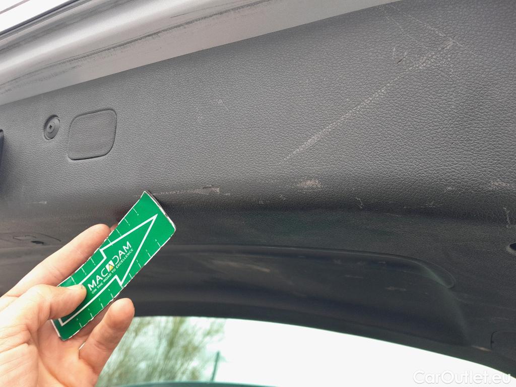  KIA  Sportage KIA  / 2018 / 5P / todoterreno 1.6 MHEV Black Edition 100kW (136CV) 4x2(SP) #17