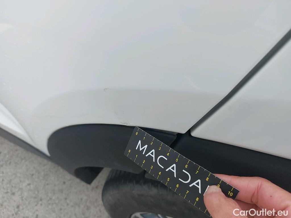  Hyundai  Tucson HYUNDAI  / 2018 / 5P / todoterreno 1.6 CRDI 85kW (116CV) 48V Tecno 4X2 ~ 29/12 FME MAIL CENTRO ZARAGOZA VEHICULO CON BASTIDOR INCORRECTO EN PARABRISAS #4