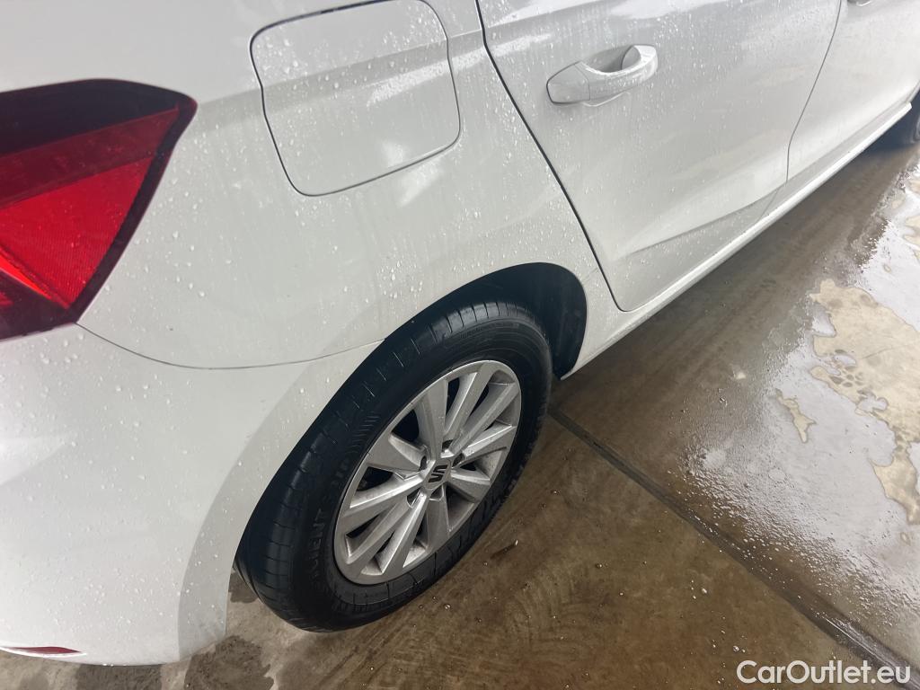  Seat  Ibiza SEAT  / 2017 / 5P / berlina con portón 1.0 TSI 81kW (110CV) Style Plus (AC) #5