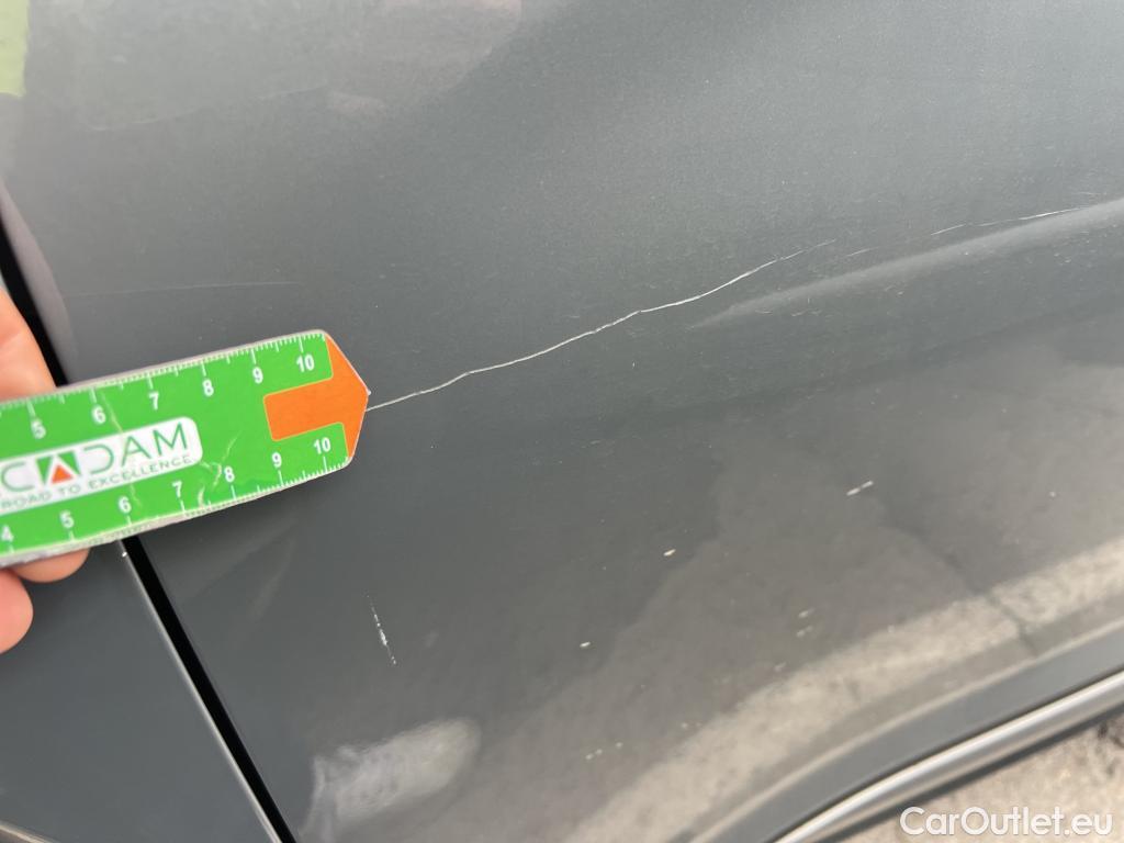  Hyundai  Konna HYUNDAI Kona / 2017 / 5P / todoterreno 1.6 GDI HEV SLE DCT #12