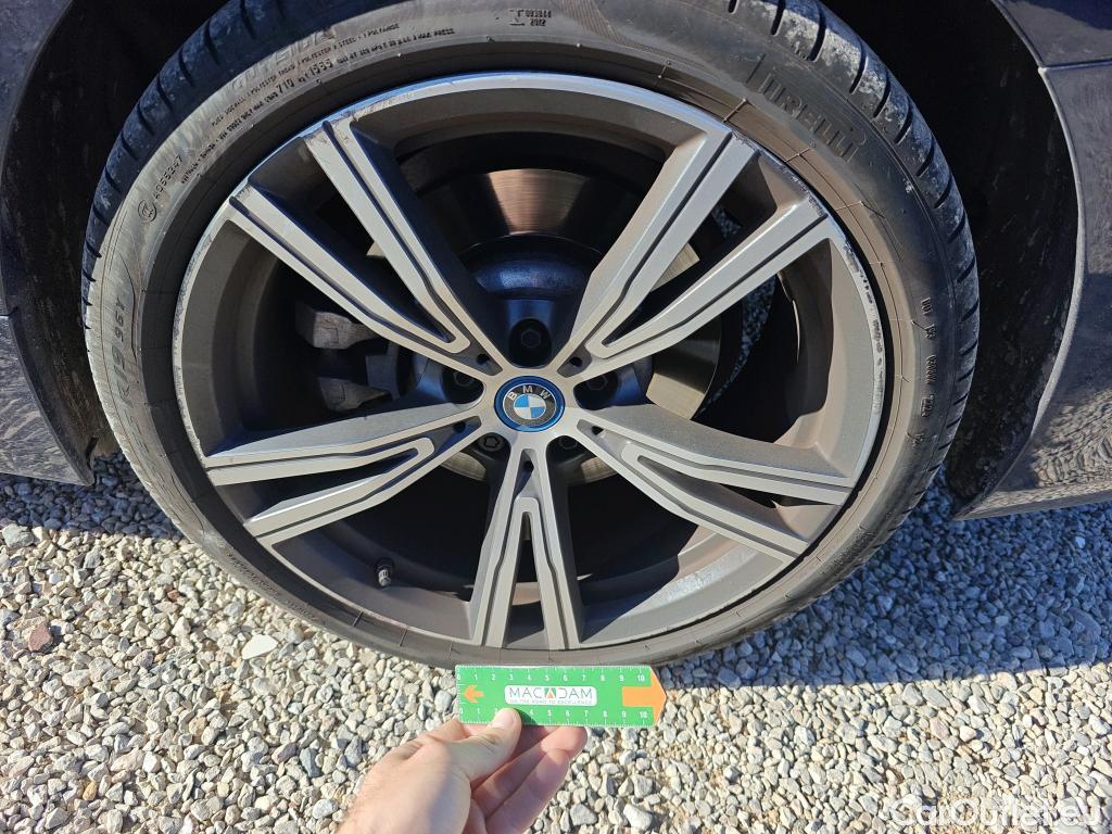  Bmw  Serie 3 BMW  / 2018 / 4P / sedán 320e #23