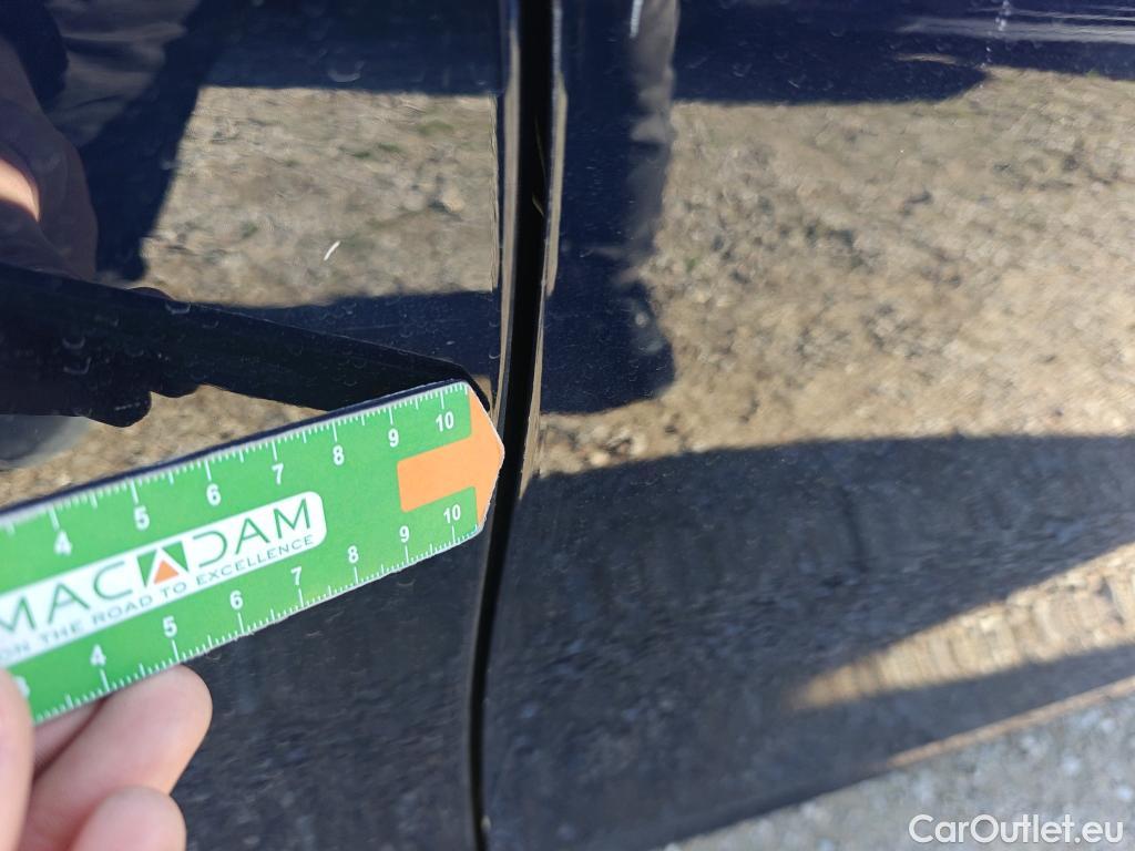  Bmw  Serie 3 BMW  / 2018 / 4P / sedán 320e #45