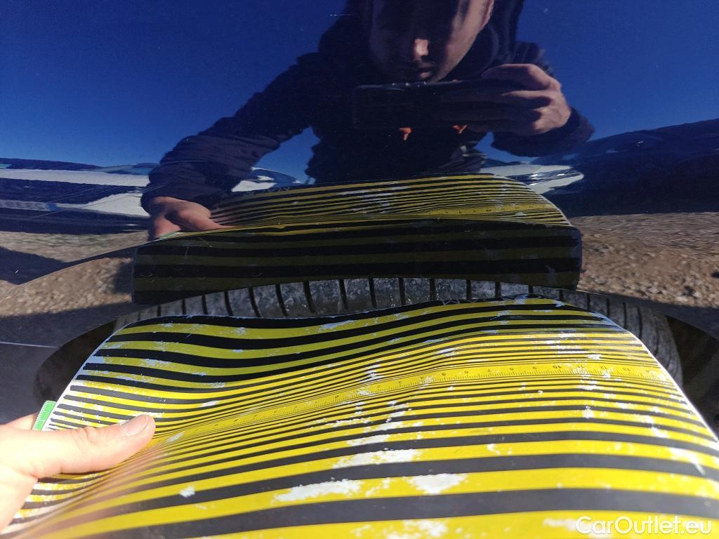  Bmw  Serie 3 BMW  / 2018 / 4P / sedán 320e #41