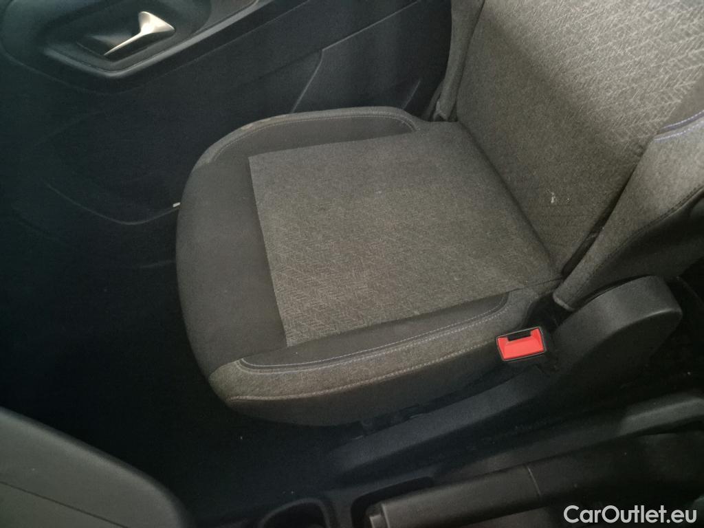  Land Rover  Discovery FIAT Doblò / 2022 / 5P / combi Combi (N1) BlueHDi 1.5 L 100CV (AC) #17