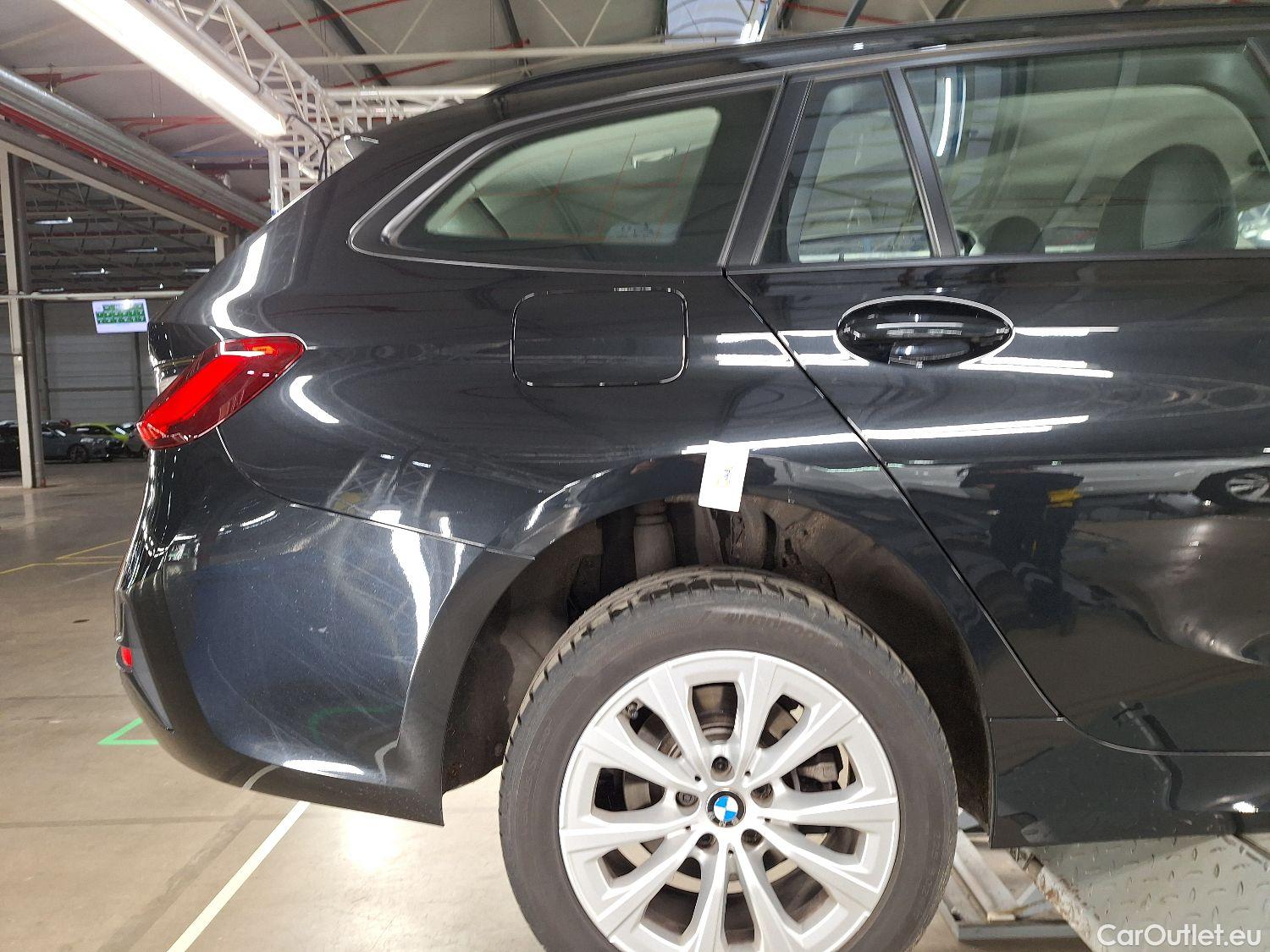  Bmw  Serie 3 BMW, 3-serie Touring '18, BMW 3 Reeks Touring 318dA (100 kW) 5d #17