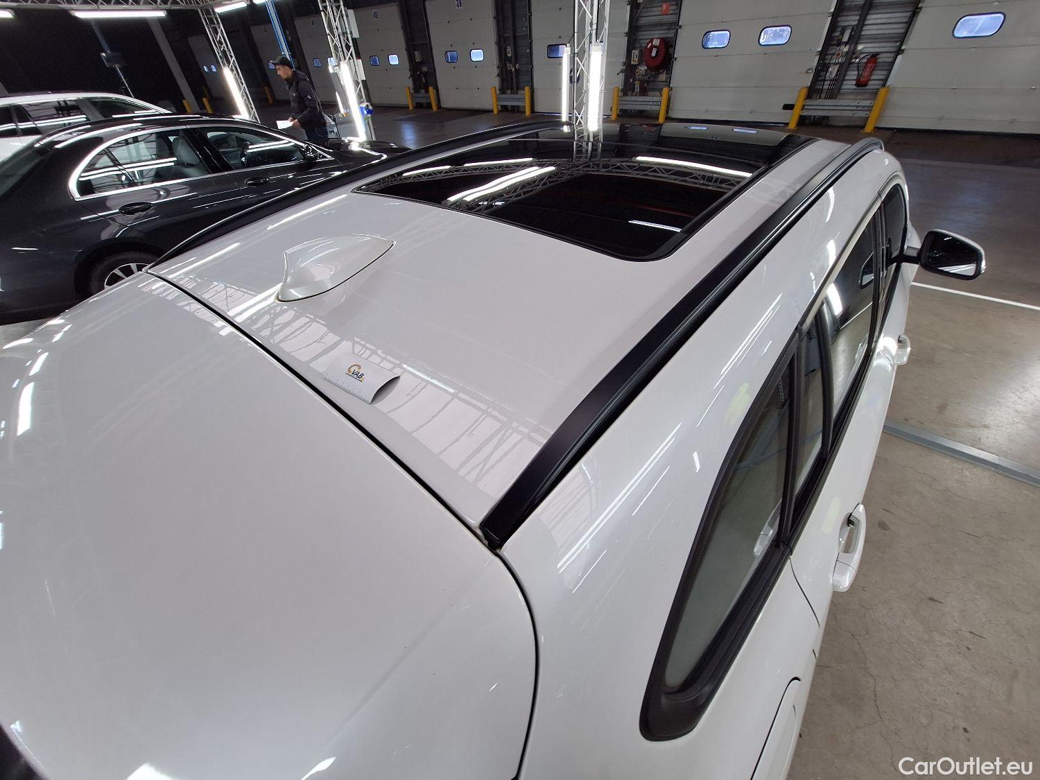  Bmw  X1 BMW,  FL'19, BMW  sDrive16dA (85 kW) 5d #11