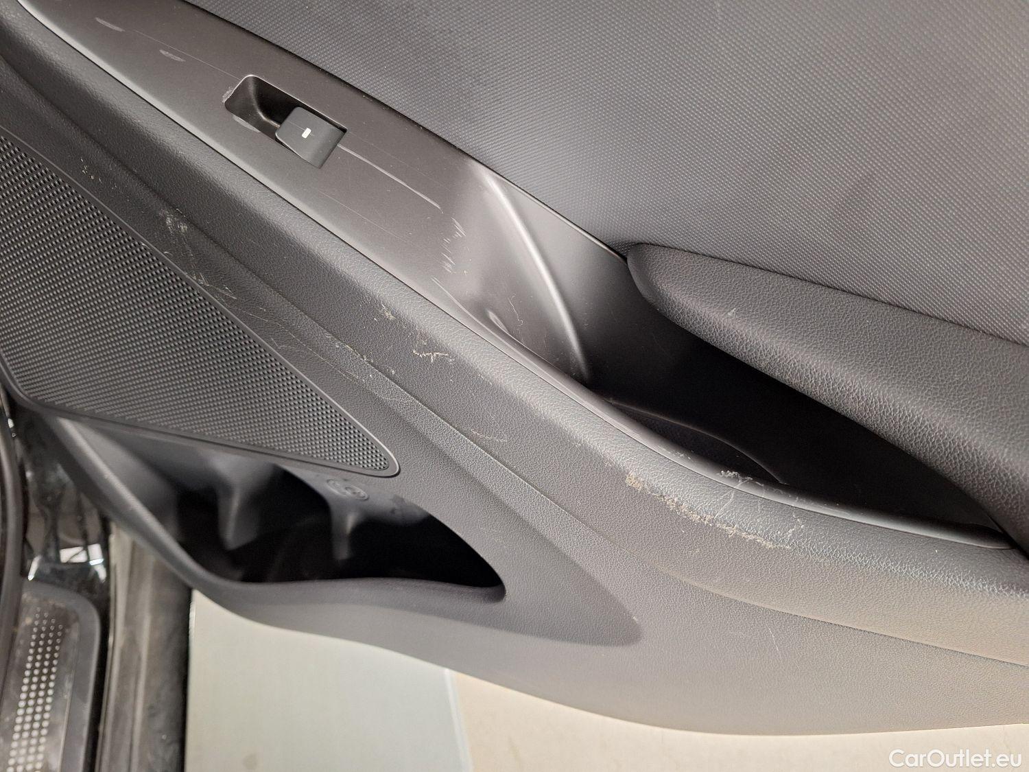  Hyundai   Ioniq Hyundai, FL'19, Hyundai 1.6 GDi ISG DCT Hybride Feel 5d #43