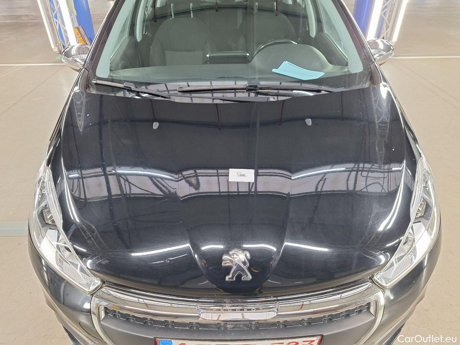  Peugeot  208 Peugeot,  '11, Peugeot  1.2 PureTech 81kW S/S Auto Allure 5d #91