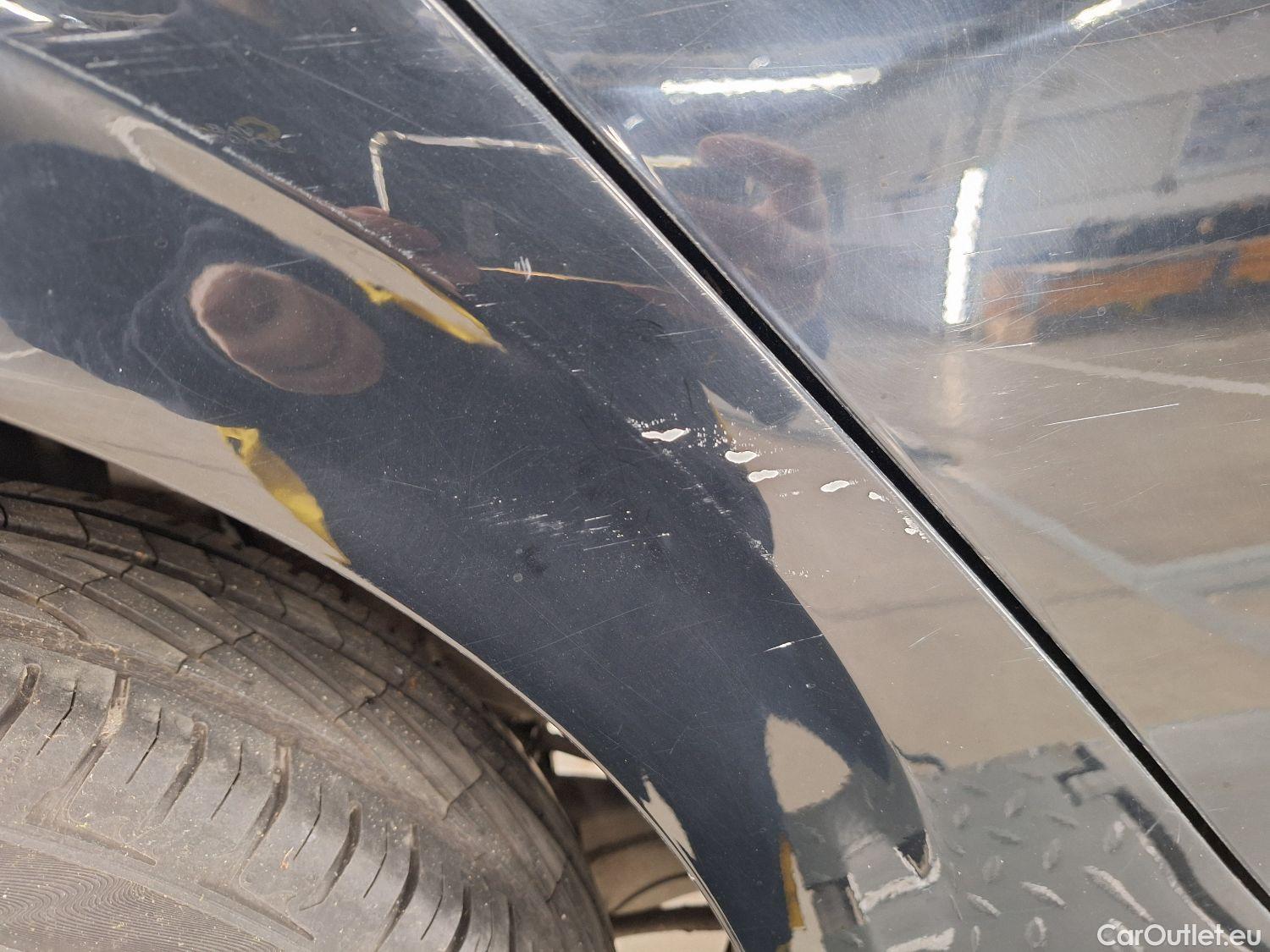  Peugeot  208 Peugeot,  '11, Peugeot  1.2 PureTech 81kW S/S Auto Allure 5d #42