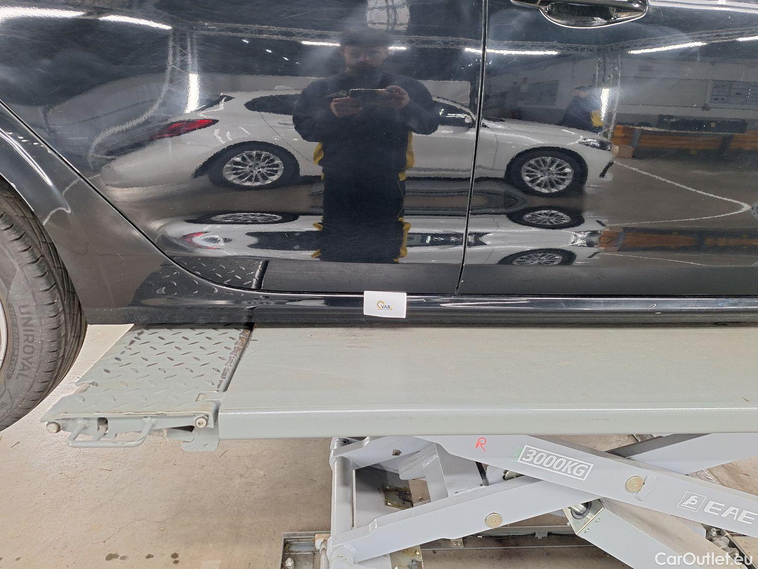  Peugeot  208 Peugeot,  '11, Peugeot  1.2 PureTech 81kW S/S Auto Allure 5d #36