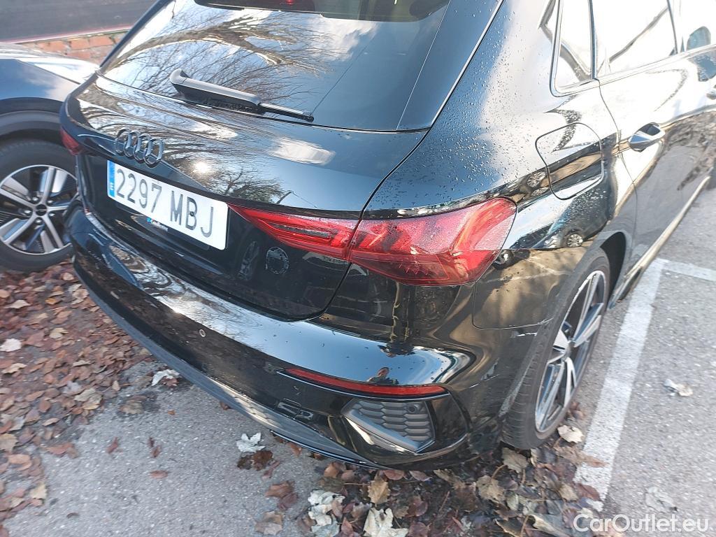  Audi  A3 AUDI  / 2020 / 5P / berlina con portón Sportback Black line 35 TFSI 110kW S tro #23